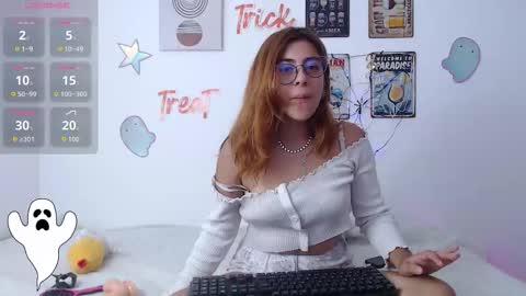 laramucci online show from October 11, 4:16 pm