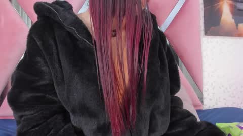 Snapshot of laramurphy chatting on September 14, 9:41 am Lara Murphy online show from September 14, 9:41 am