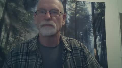 Larbie online show from December 24, 11:11 pm