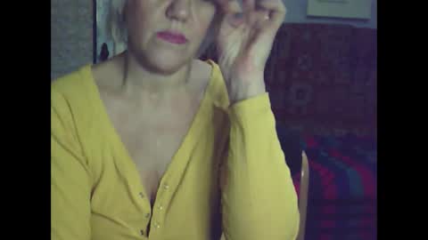 larisaq4ugo24 online show from January 24, 2:51 pm