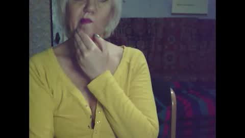 larisaq4ugo24 online show from January 24, 6:14 pm