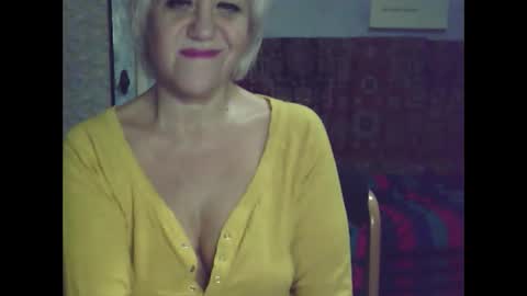 larisaq4ugo24 online show from January 24, 9:15 pm