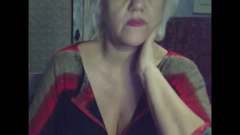 larisaq4ugo24 online show from February 5, 8:04 pm