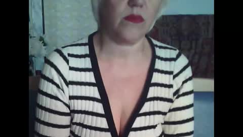 larisaq4ugo24 online show from September 25, 11:58 am