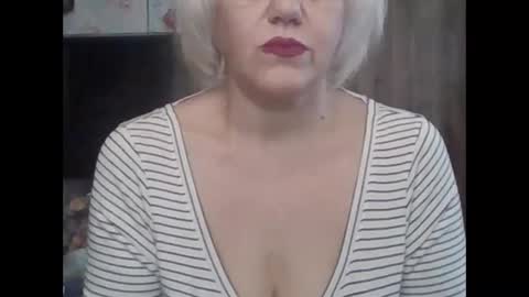 larisaq4ugo24 online show from November 1, 6:26 am