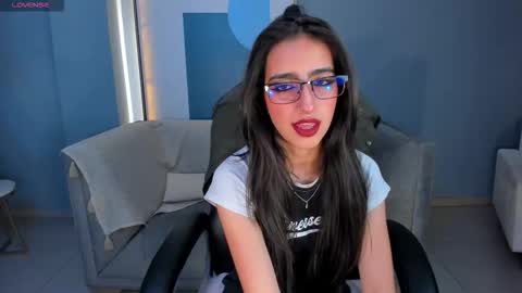 Larisa Smirnov online show from October 1, 4:40 am