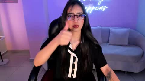 Larisa Smirnov online show from October 14, 3:40 am