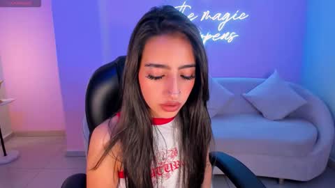 Larisa Smirnov online show from October 16, 3:29 am