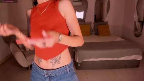 Larisa Smirnov online show from November 12, 3:51 am