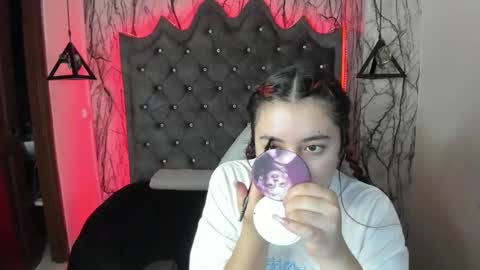  Lari online show from February 28, 2:42 am