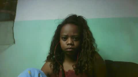 larissa645771 online show from October 4, 8:18 pm