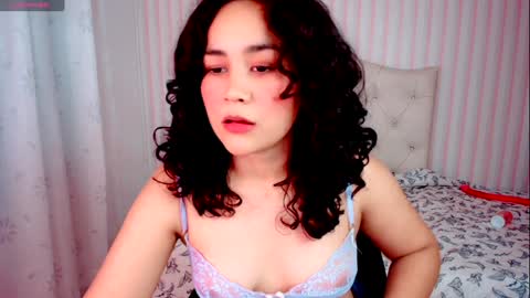 Larissas online show from January 25, 1:32 am