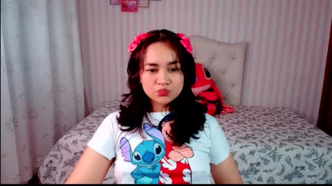 Larissas online show from February 3, 2:02 pm