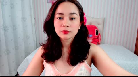 Larissas online show from February 4, 10:10 am