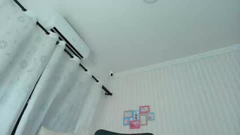 Larissas online show from October 2, 10:06 pm