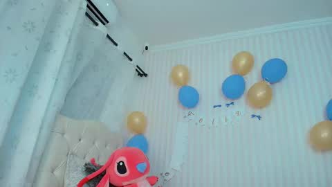 Larissas online show from October 11, 9:02 pm