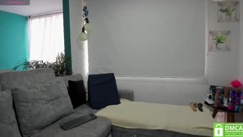 Snapshot of larossasexy chatting on October 17, 9:50 pm Rosa online show from October 17, 9:50 pm