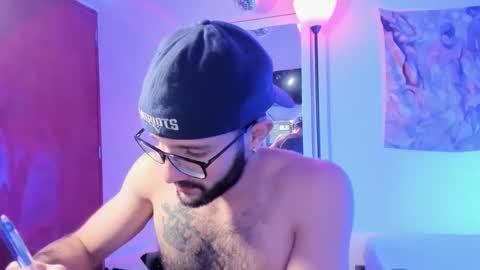 Snapshot of larry_stewart chatting on November 25, 4:29 pm larry_stewart online show from November 25, 4:29 pm