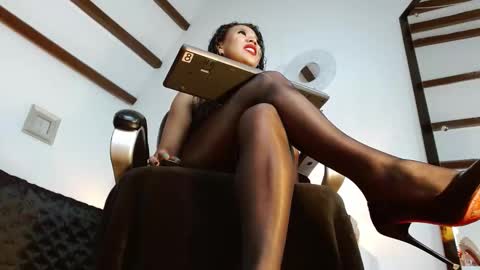 Laryssa online show from September 15, 1:33 pm