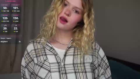 Snapshot of latanyabarthel chatting on September 20, 5:25 pm Jay online show from September 20, 5:25 pm