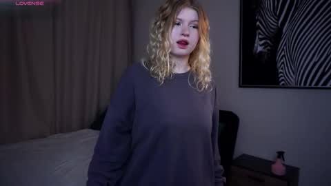 Snapshot of latanyabarthel chatting on November 9, 5:33 pm Jay online show from November 9, 5:33 pm