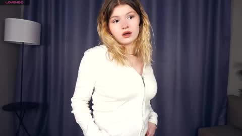 Snapshot of latanyabarthel chatting on November 19, 5:46 pm Jay online show from November 19, 5:46 pm