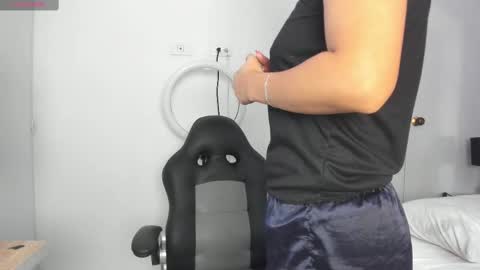 Johana y Santiago online show from March 2, 9:01 pm