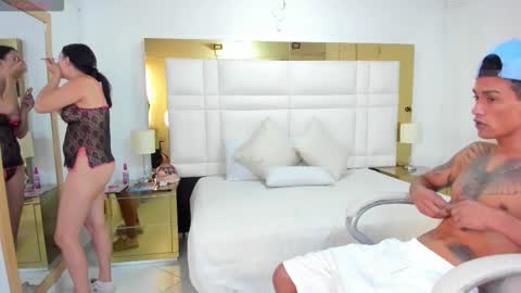 Johana y Santiago online show from October 16, 8:43 pm