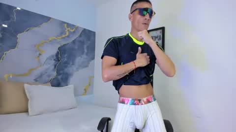 crissex  online show from November 12, 12:16 pm