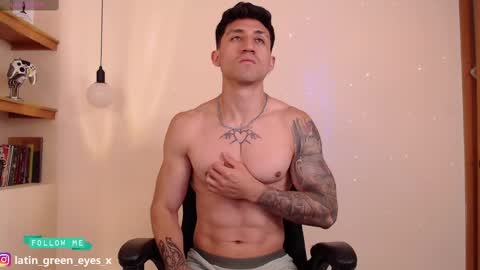 latin_green_eyes_ online show from March 10, 4:14 pm