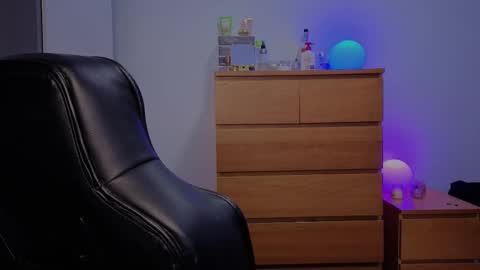  Free OF online show from October 20, 5:30 am