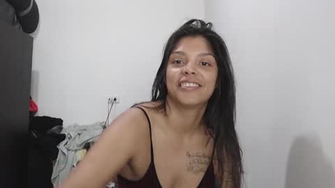 Snapshot of latin_meg chatting on January 3, 6:46 pm M E G A N online show from January 3, 6:46 pm