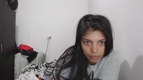 Snapshot of latin_meg chatting on January 5, 10:19 pm M E G A N online show from January 5, 10:19 pm