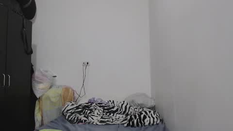 Snapshot of latin_meg chatting on January 7, 7:59 pm M E G A N online show from January 7, 7:59 pm