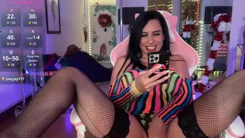 Latina Light online show from November 25, 1:49 am