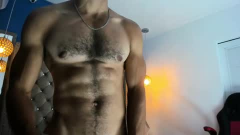 Snapshot of latinhotboys1 chatting on January 18, 7:38 am Zeus online show from January 18, 7:38 am