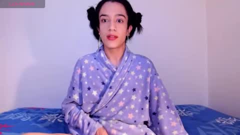 Snapshot of latinsecretfantasy chatting on November 11, 11:21 am latinsecretfantasy online show from November 11, 11:21 am