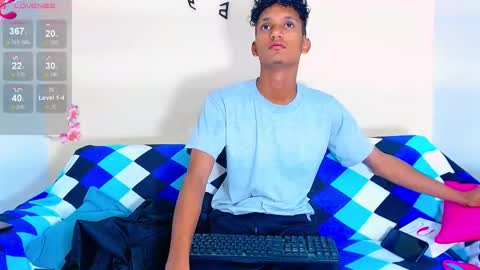 yorkier and derrek online show from December 16, 11:15 am