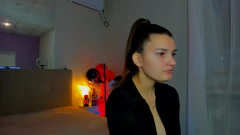 Laura online show from November 6, 6:36 am