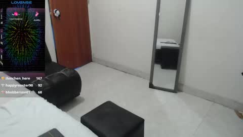 laura_foxx2379 online show from January 20, 10:26 pm