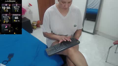 laura_foxx2379 online show from September 23, 2:14 am