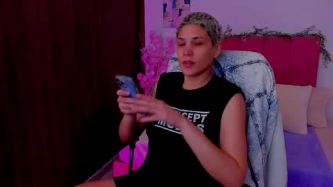 Laura Rose online show from October 17, 6:54 pm