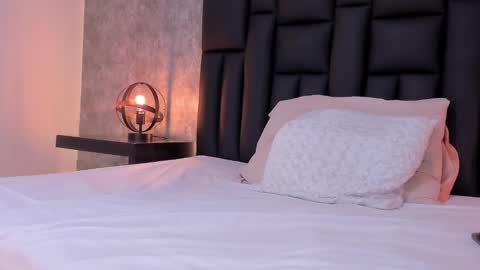 laura online show from February 27, 9:14 pm