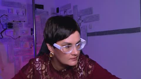 Snapshot of lauradavidsons chatting on September 11, 8:14 am lauradavidsons online show from September 11, 8:14 am