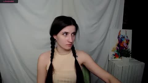 Snapshot of lauradre_ chatting on February 28, 12:52 pm Laura online show from February 28, 12:52 pm