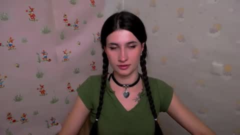 Snapshot of lauradre_ chatting on November 20, 12:05 pm Laura online show from November 20, 12:05 pm