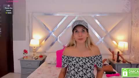 Laura online show from February 17, 4:20 am