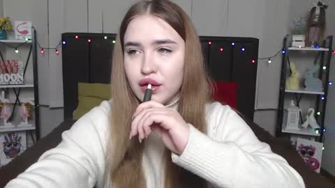 Snapshot of laurahlot chatting on January 19, 7:26 pm LauraHlot online show from January 19, 7:26 pm