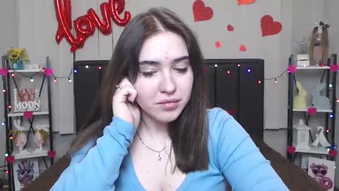 Snapshot of laurahlot chatting on February 12, 10:15 pm LauraHlot online show from February 12, 10:15 pm