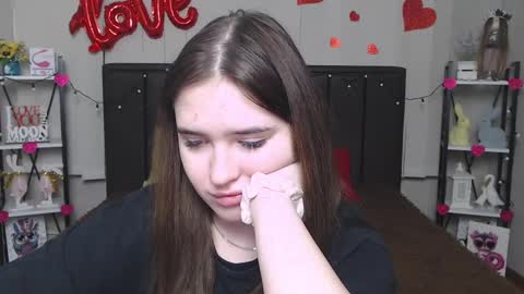 Snapshot of laurahlot chatting on February 18, 1:21 am LauraHlot online show from February 18, 1:21 am